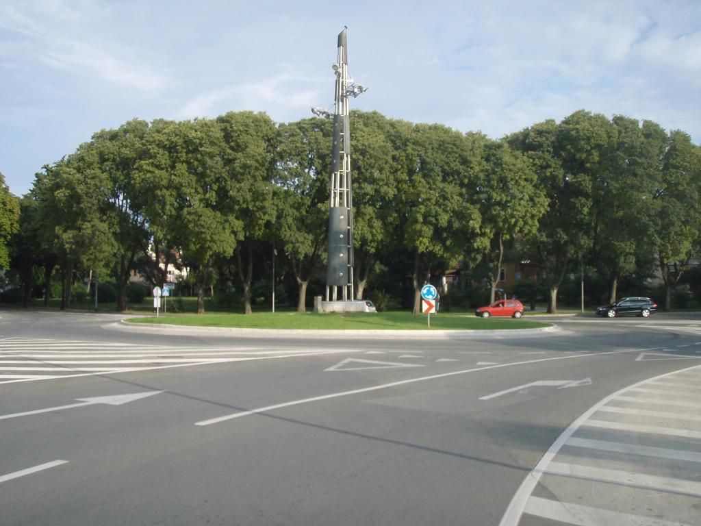 Apartments Vasic Pula Luaran gambar
