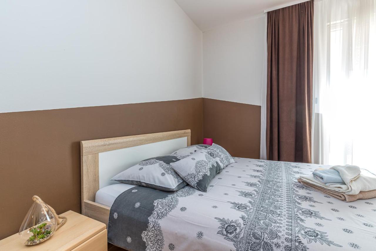 Apartments Vasic Pula Luaran gambar